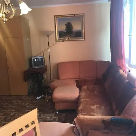 Appartement Sunny, Quiet In Center, Near Houses *